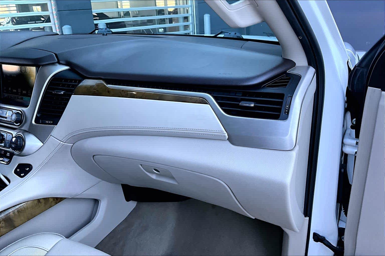 2017 GMC Yukon Denali White Frost Tricoat at Texan GMC Buick