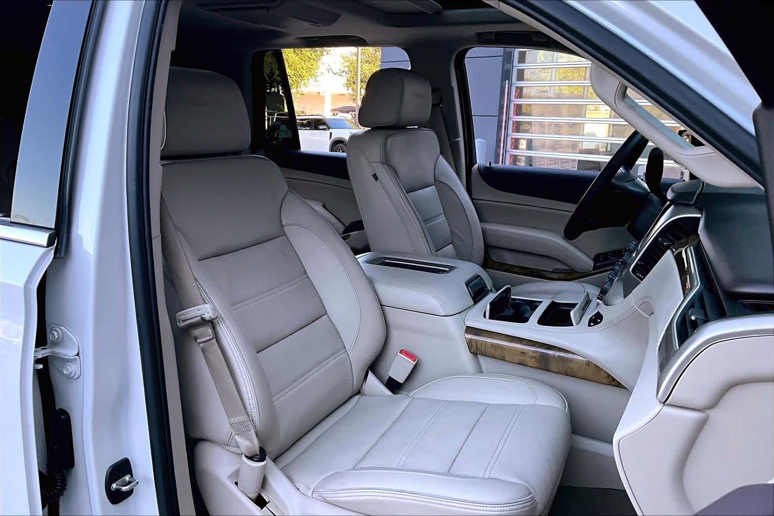 2017 GMC Yukon Denali White Frost Tricoat at Texan GMC Buick