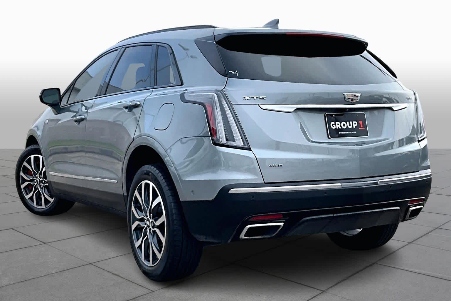 2023 Cadillac XT5 AWD Sport Argent Silver Metallic at HGreg Houston