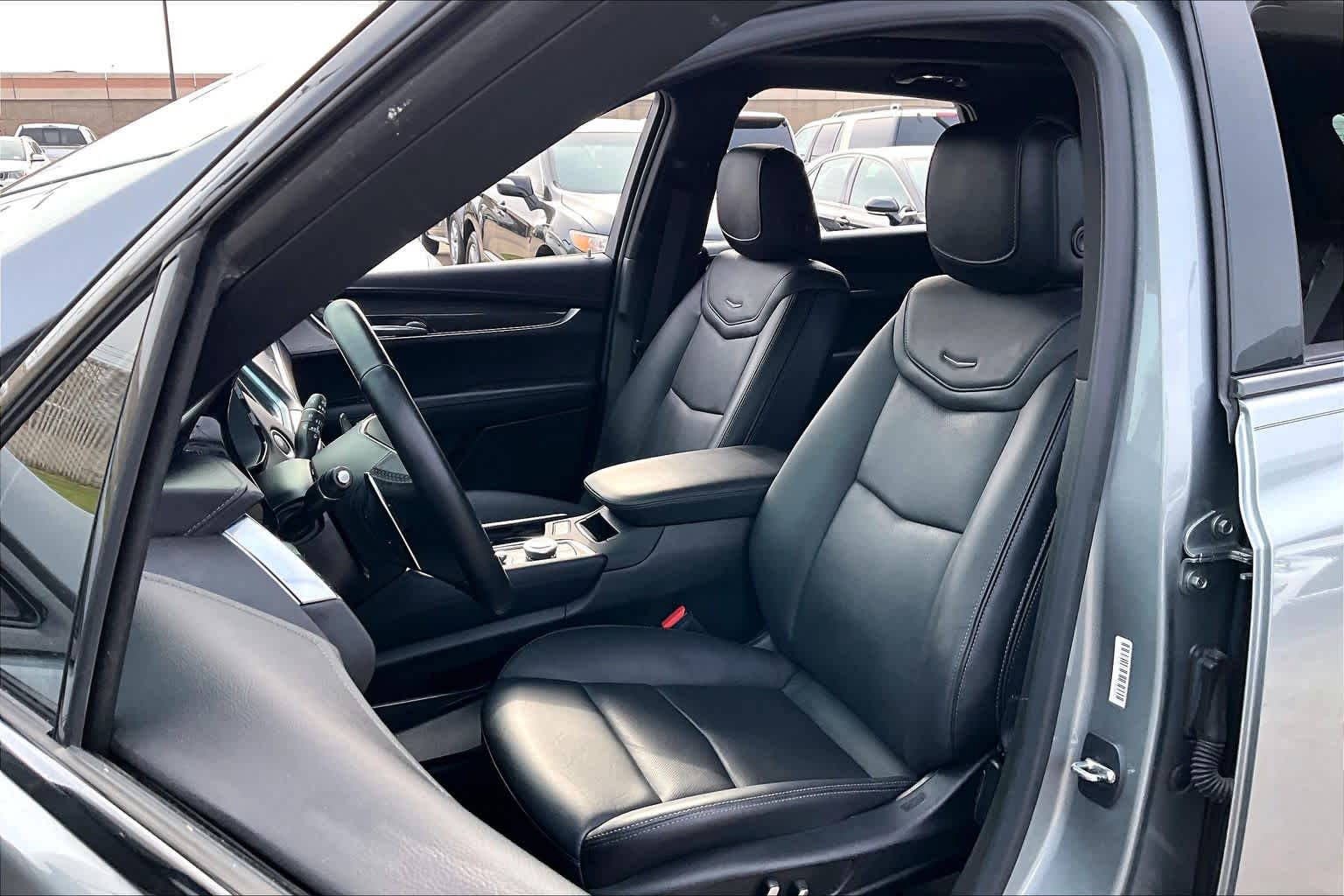 2023 Cadillac XT5 AWD Sport Argent Silver Metallic at HGreg Houston