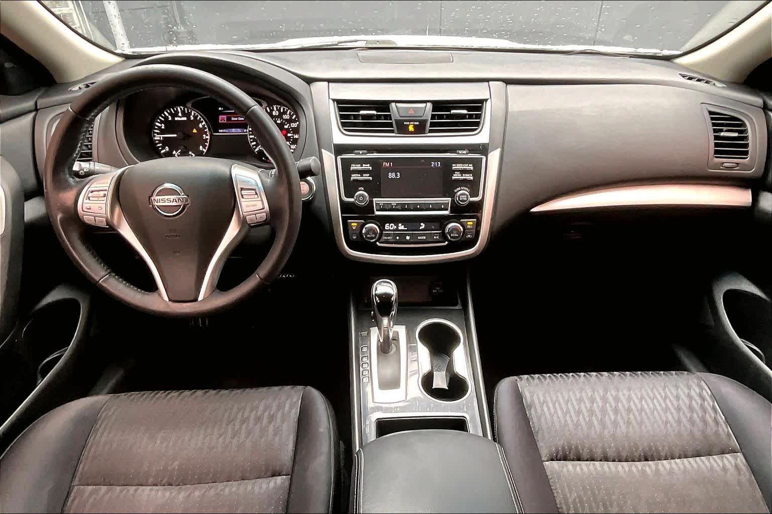 2018 Nissan Altima 2.5 SV Glacier White at HGreg Houston