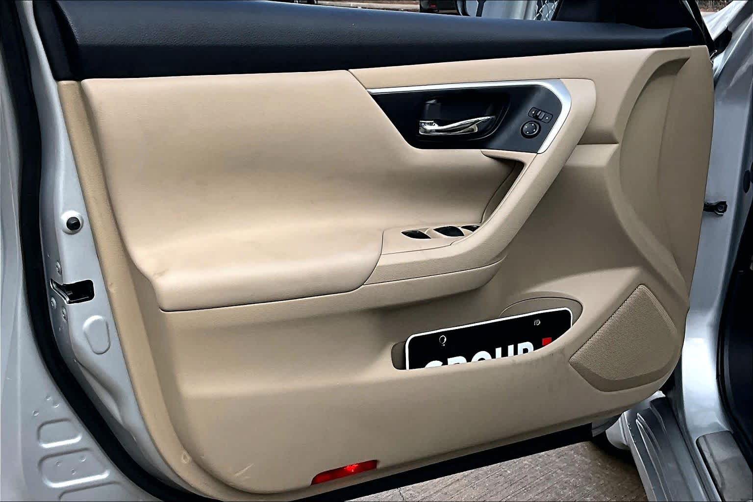 2016 Nissan Altima 2.5 SV Brilliant Silver at AutoNation USA Houston