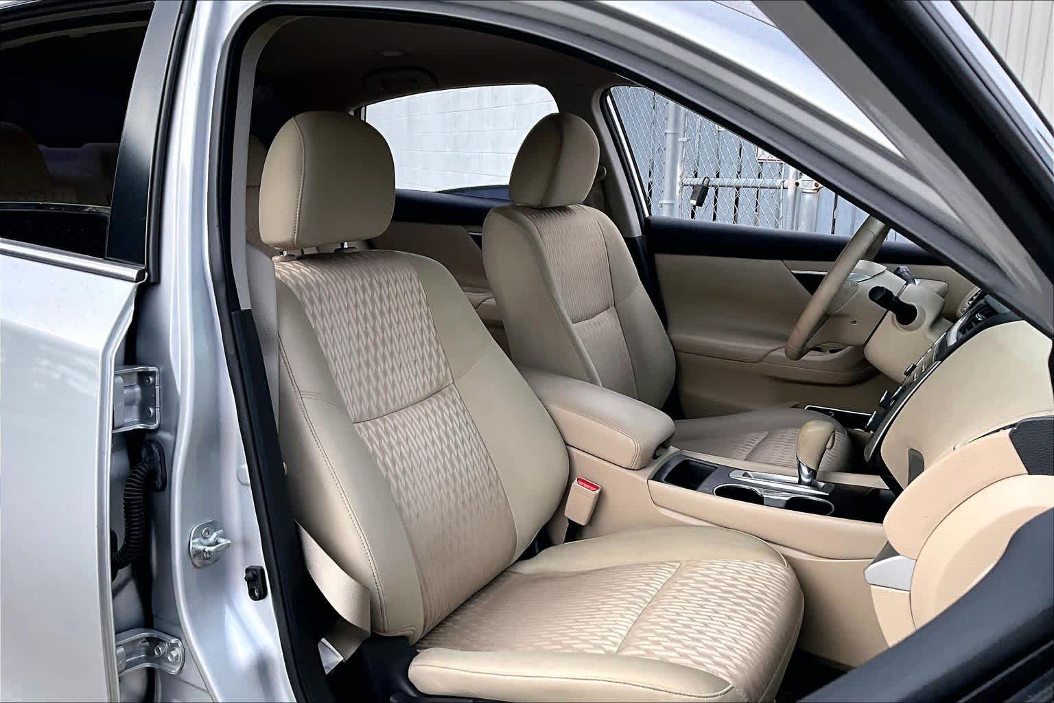 2016 Nissan Altima 2.5 SV Brilliant Silver at AutoNation USA Houston