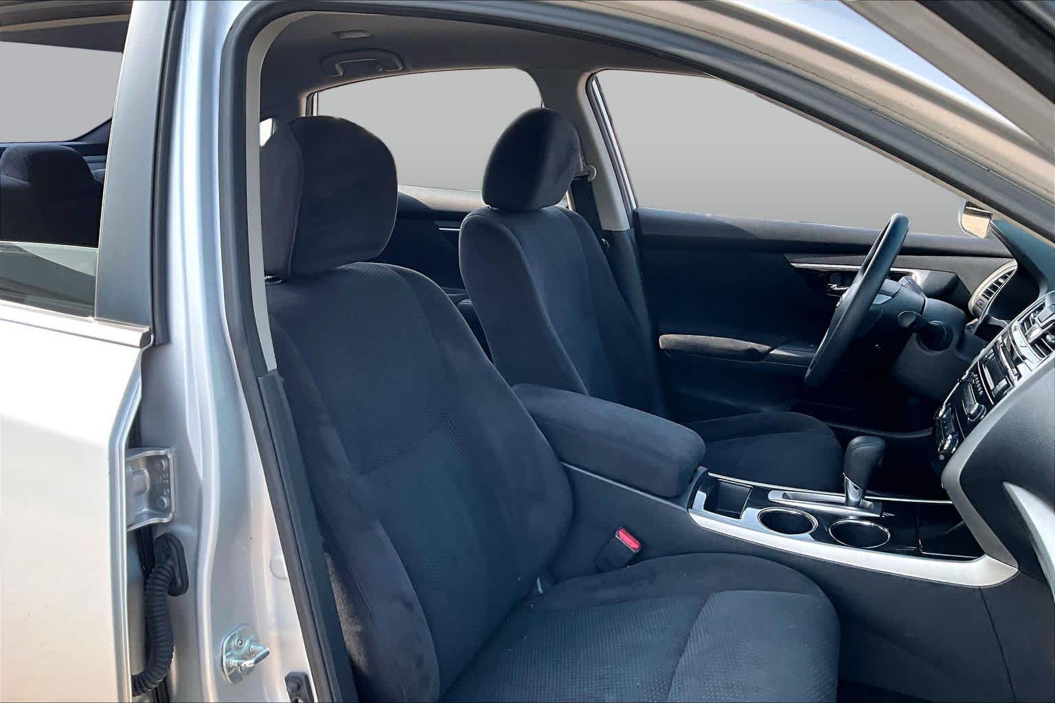 2014 Nissan Altima 2.5 S Brilliant Silver Metallic at Beck & Masten Kia
