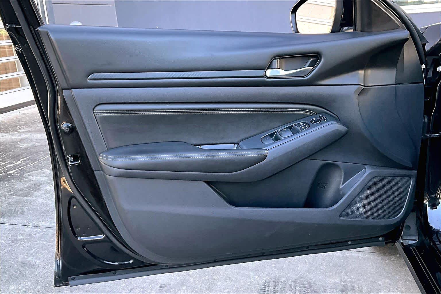 2020 Nissan Altima 2.5 S Super Black at Sterling McCall Nissan