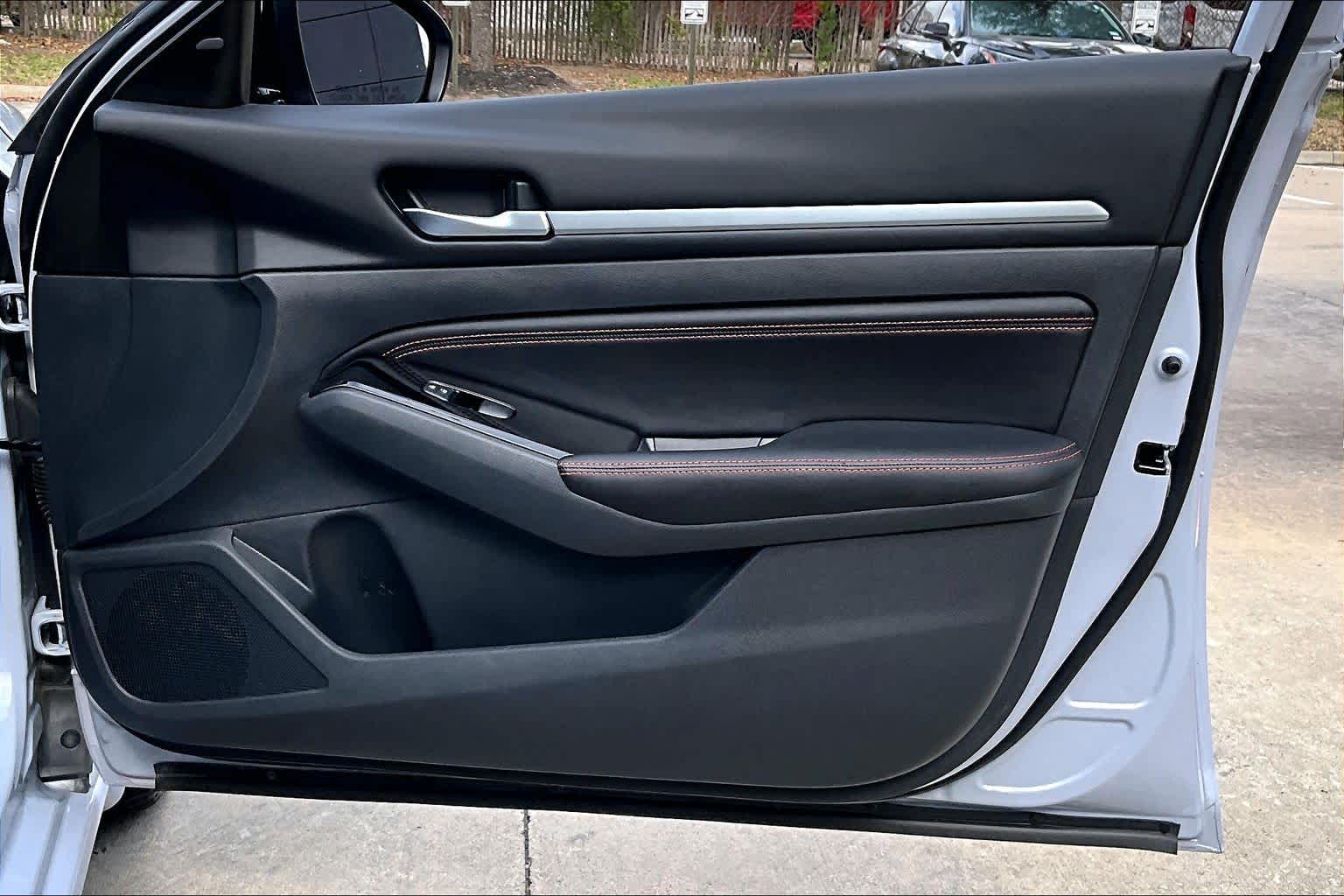2023 Nissan Altima 2.5 SR Gray Sky Pearl at HGreg Houston