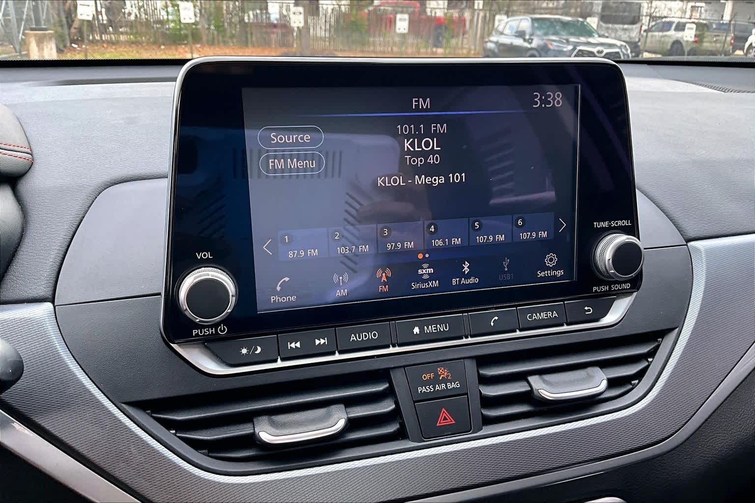 2023 Nissan Altima 2.5 SR Gray Sky Pearl at HGreg Houston