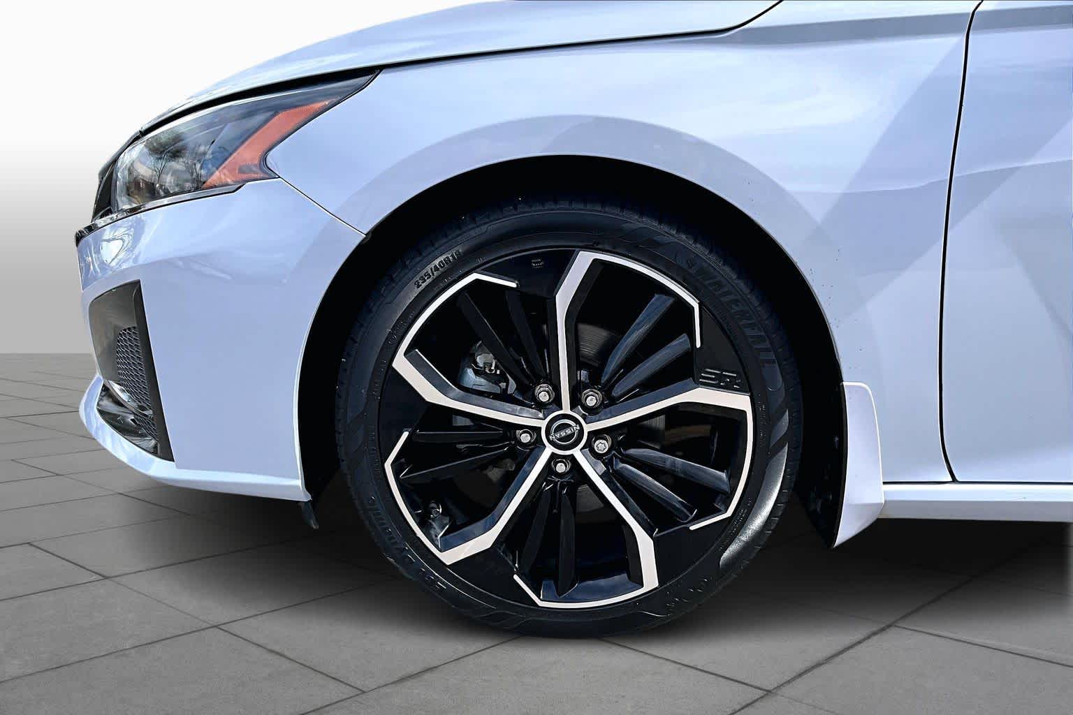 2023 Nissan Altima 2.5 SR - 10