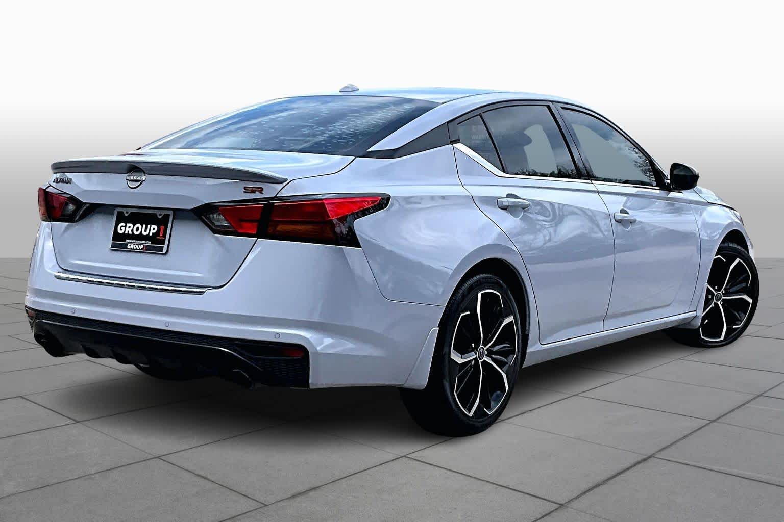 2023 Nissan Altima 2.5 SR Gray Sky Pearl at HGreg Houston
