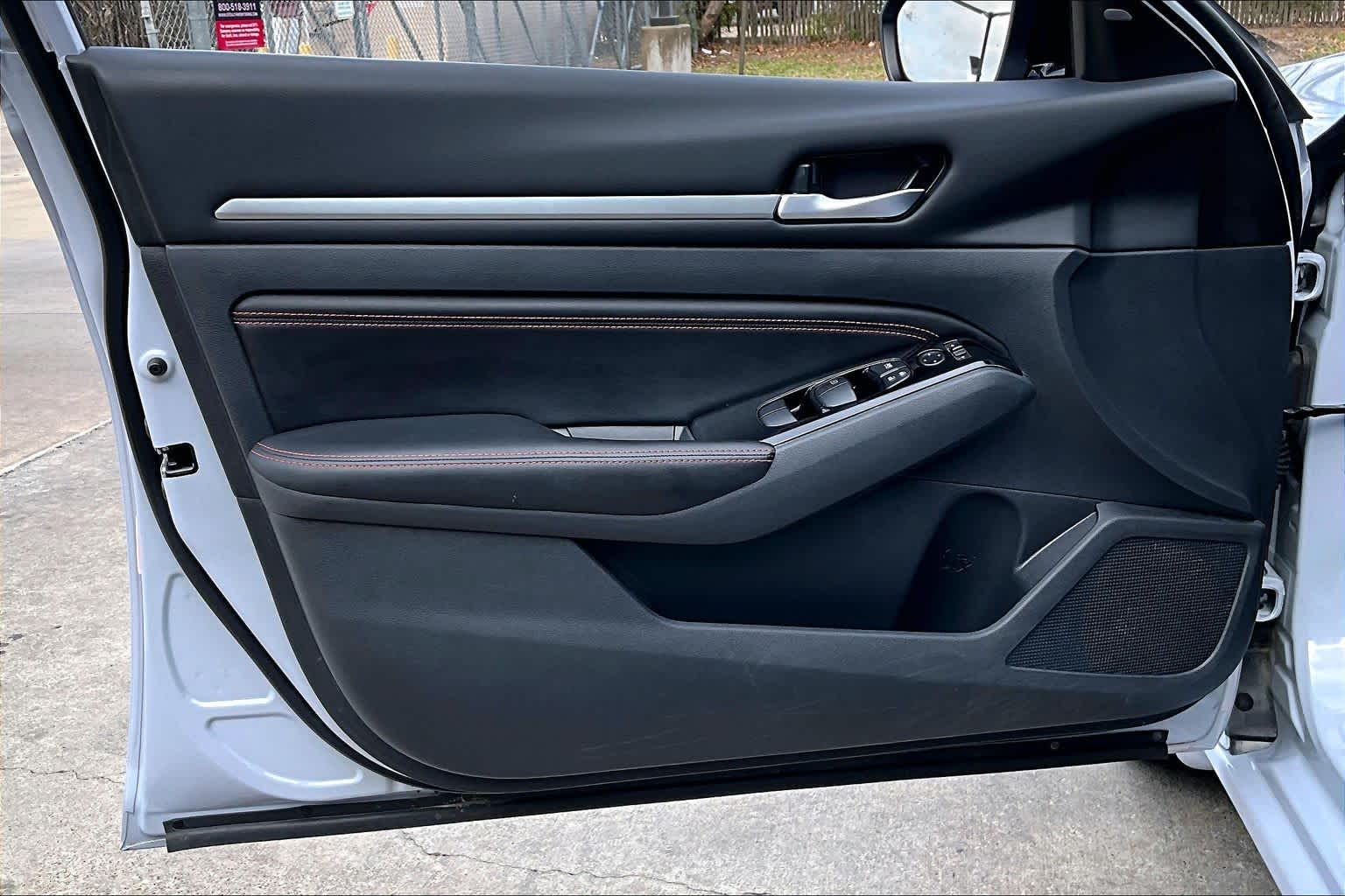 2023 Nissan Altima 2.5 SR Gray Sky Pearl at HGreg Houston