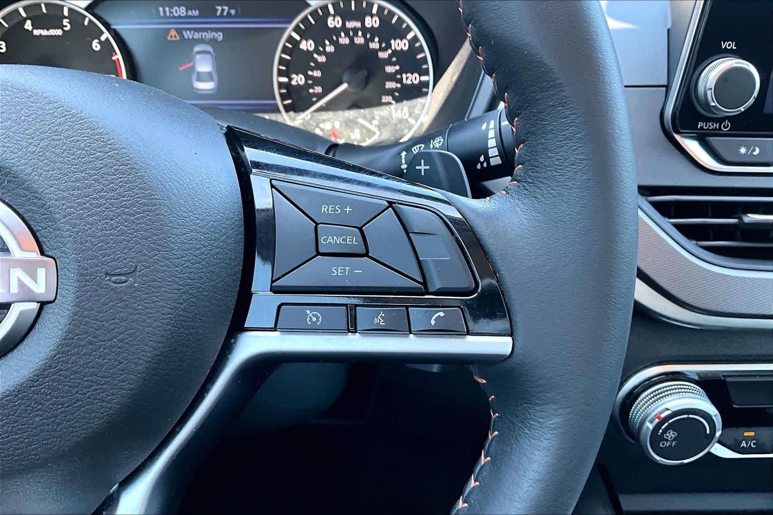 2024 Nissan Altima 2.5 SR Pearl White Tricoat at AutoNation USA Houston