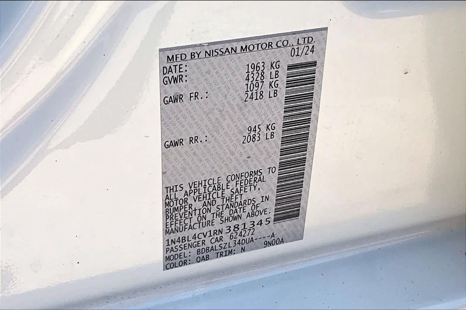 2024 Nissan Altima 2.5 SR Pearl White Tricoat at AutoNation USA Houston