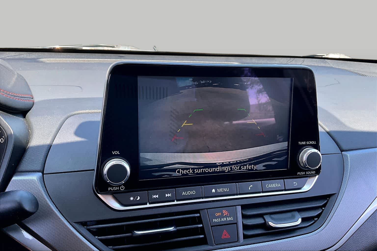 2024 Nissan Altima 2.5 SR Pearl White Tricoat at AutoNation USA Houston