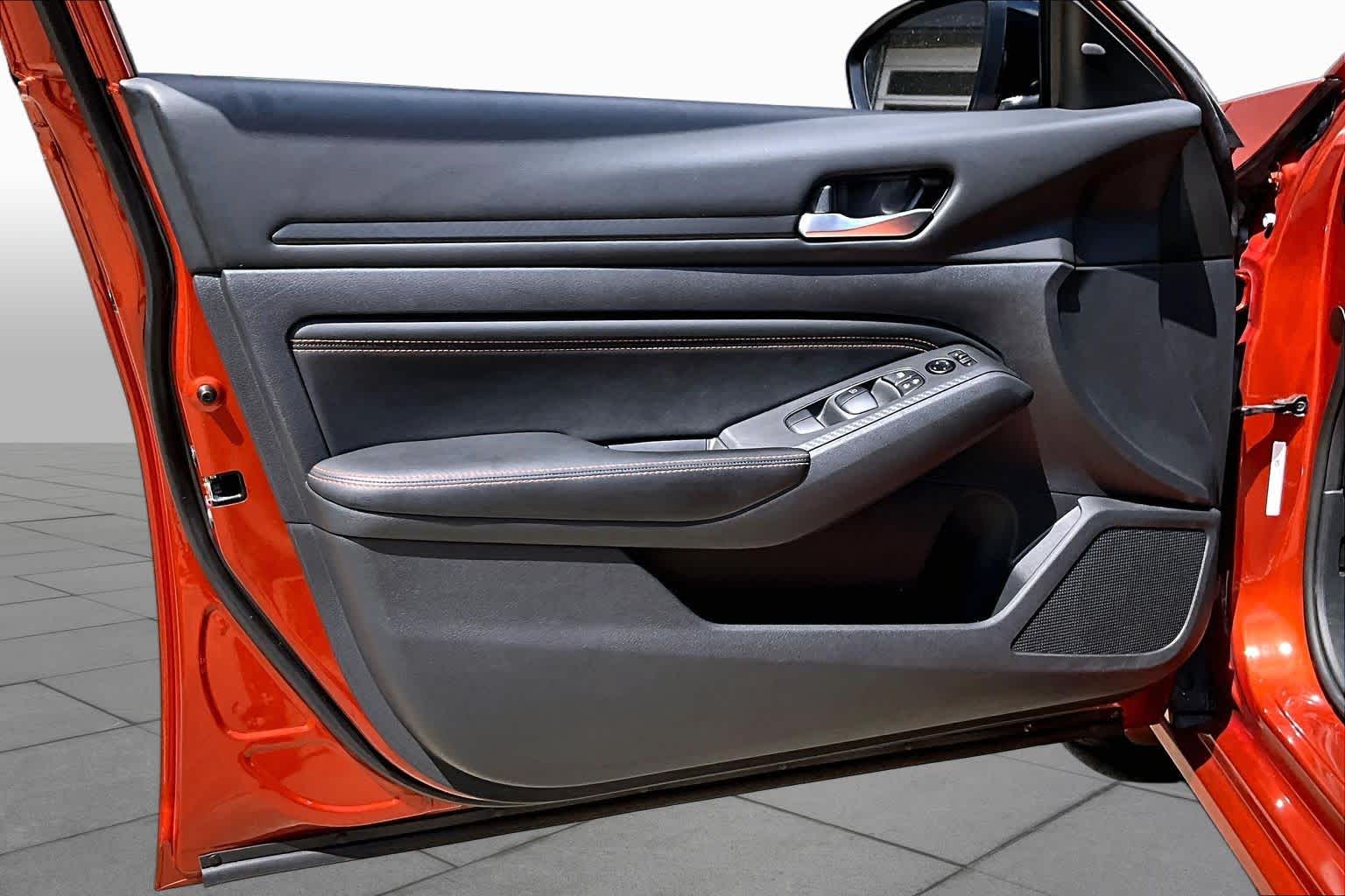 2022 Nissan Altima 2.5 SR Sunset Drift Chromaflair at Lexus of Clear Lake