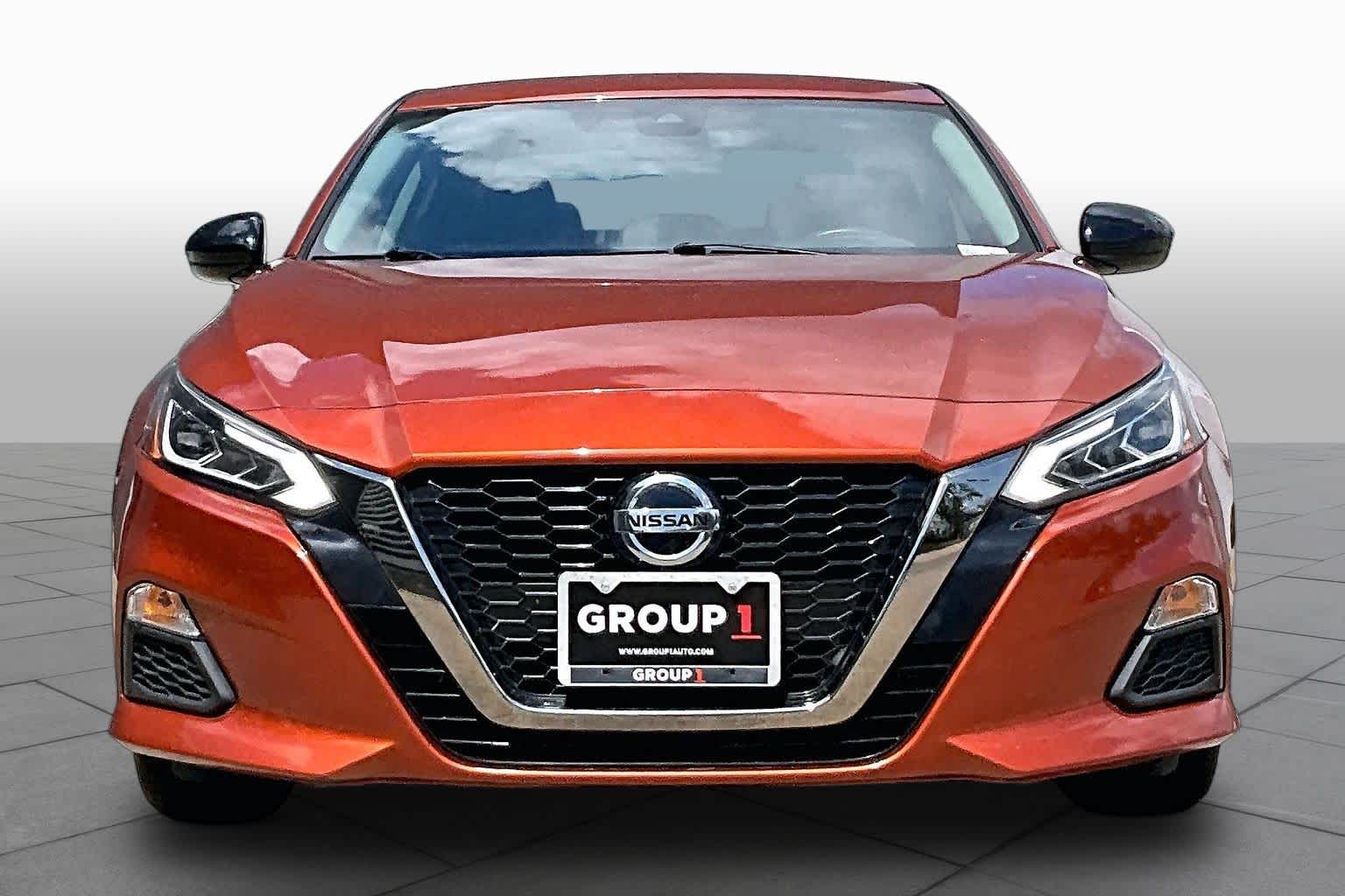 2022 Nissan Altima 2.5 SR Sunset Drift Chromaflair at Lexus of Clear Lake