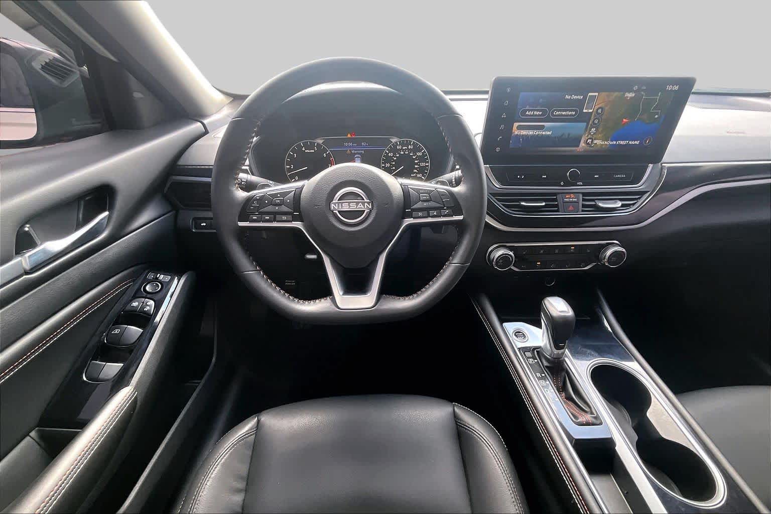 2023 Nissan Altima 2.5 SR Pearl White Tricoat at Davis Chevrolet