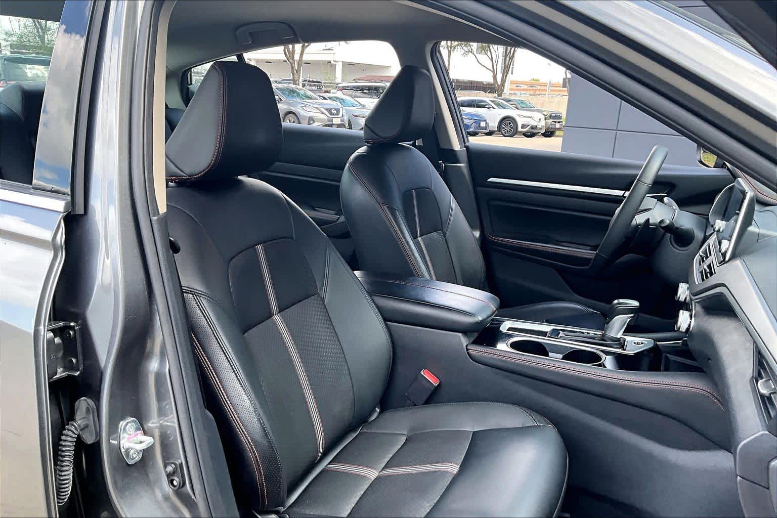 2024 Nissan Altima 2.5 SR - 8