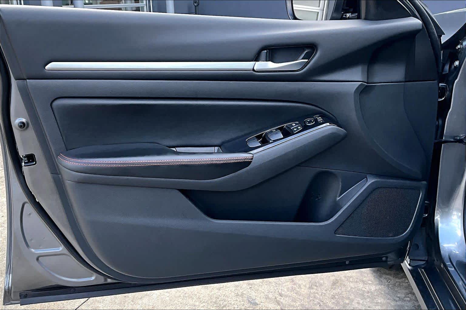 2024 Nissan Altima 2.5 SR Gun Metallic at AutoNation Ford Gulf Fwy
