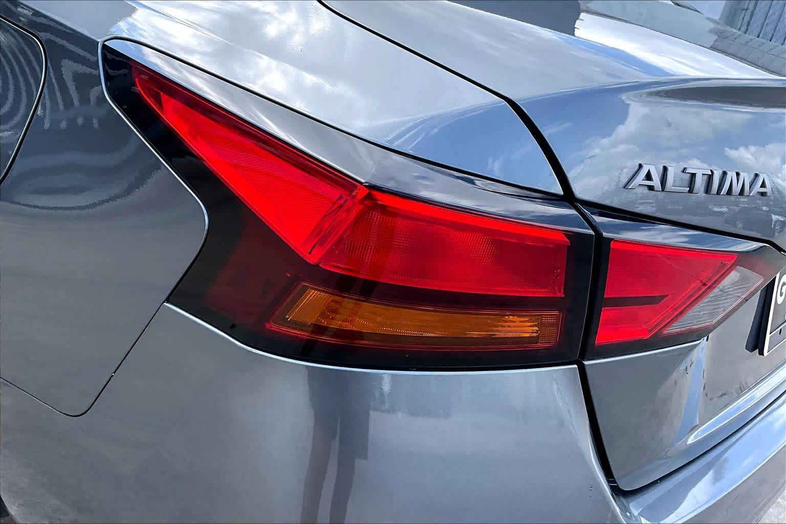 2024 Nissan Altima 2.5 SR Gun Metallic at AutoNation Ford Gulf Fwy