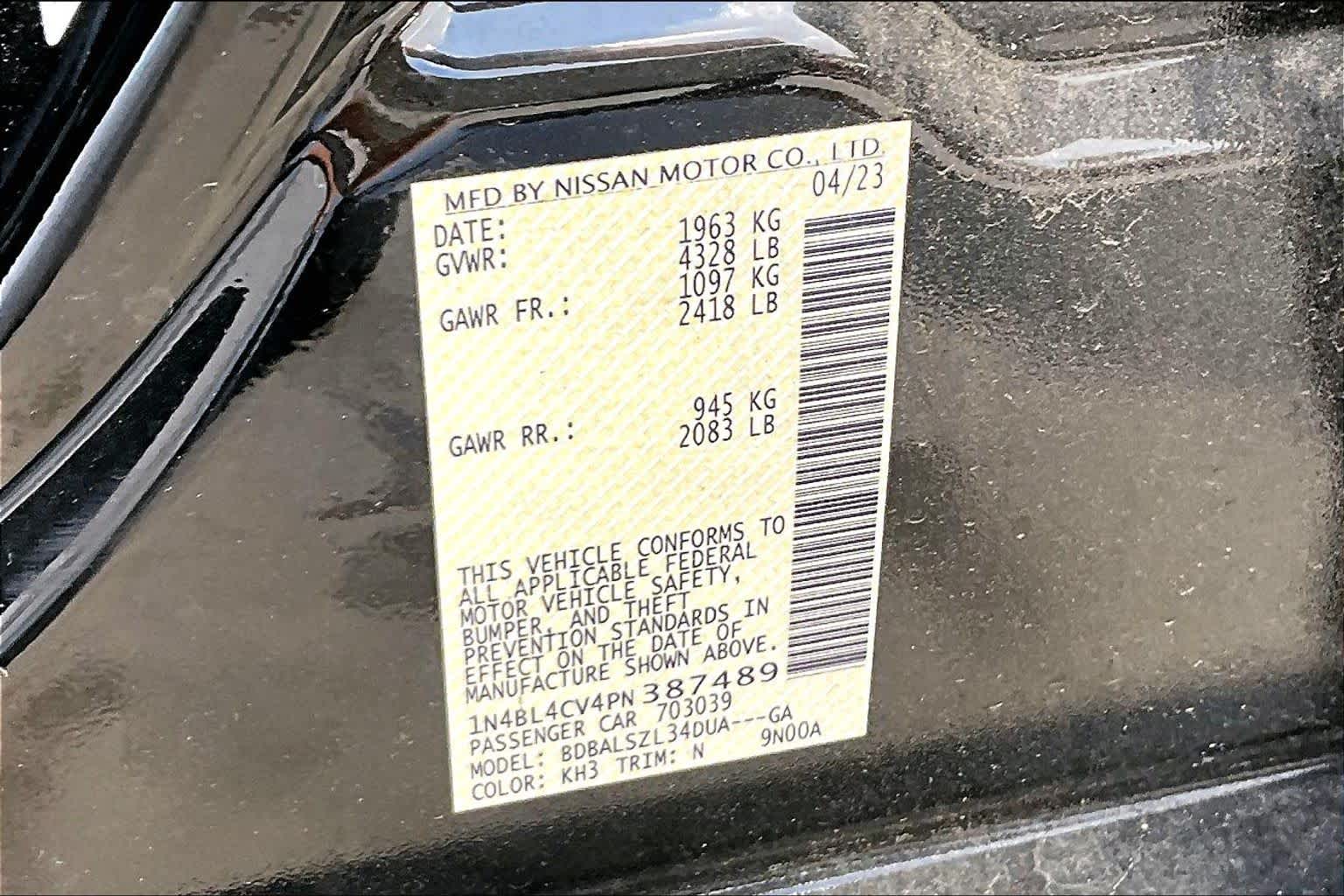 2023 Nissan Altima 2.5 SR Super Black at Sterling McCall Nissan