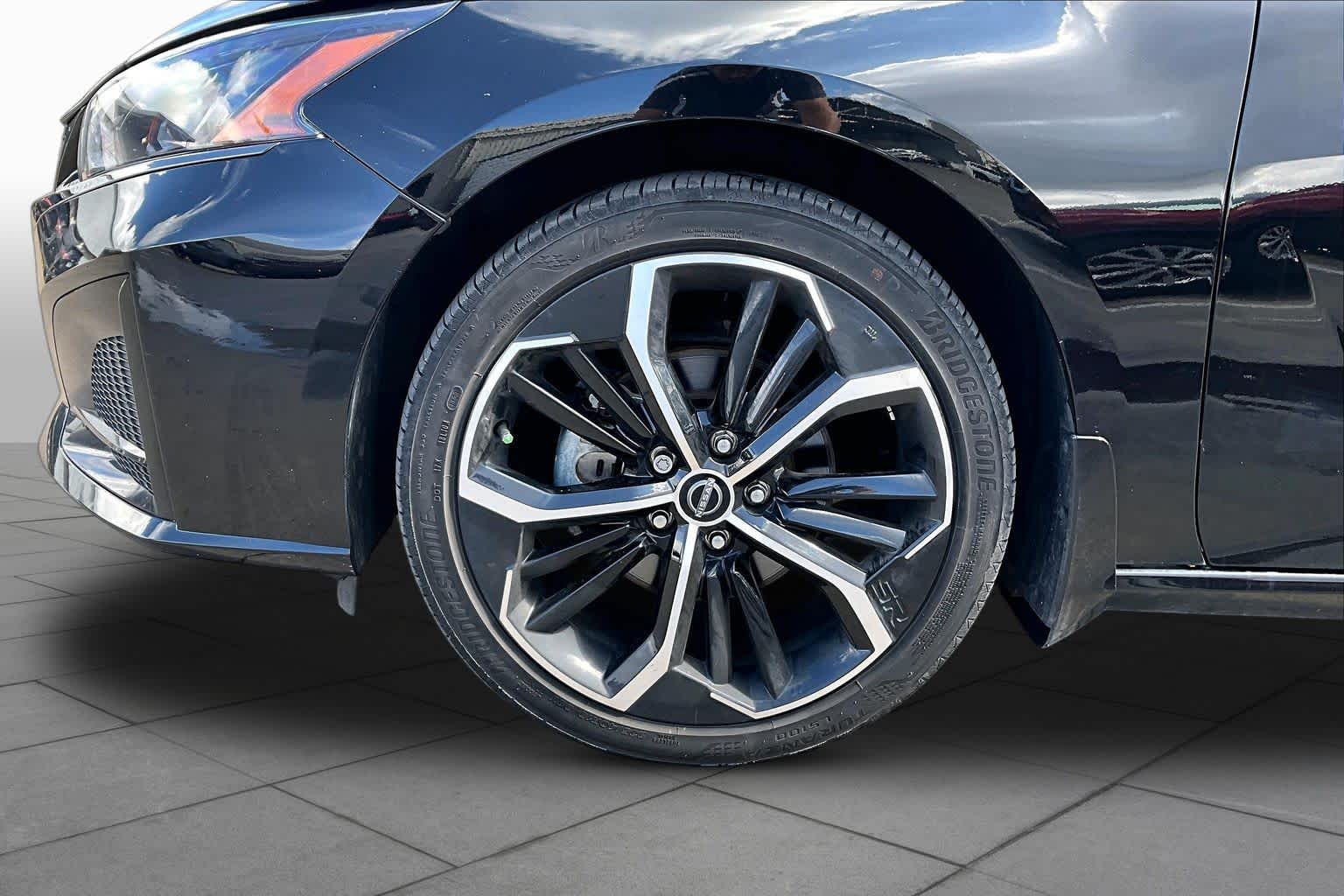 2023 Nissan Altima 2.5 SR Super Black at Sterling McCall Nissan