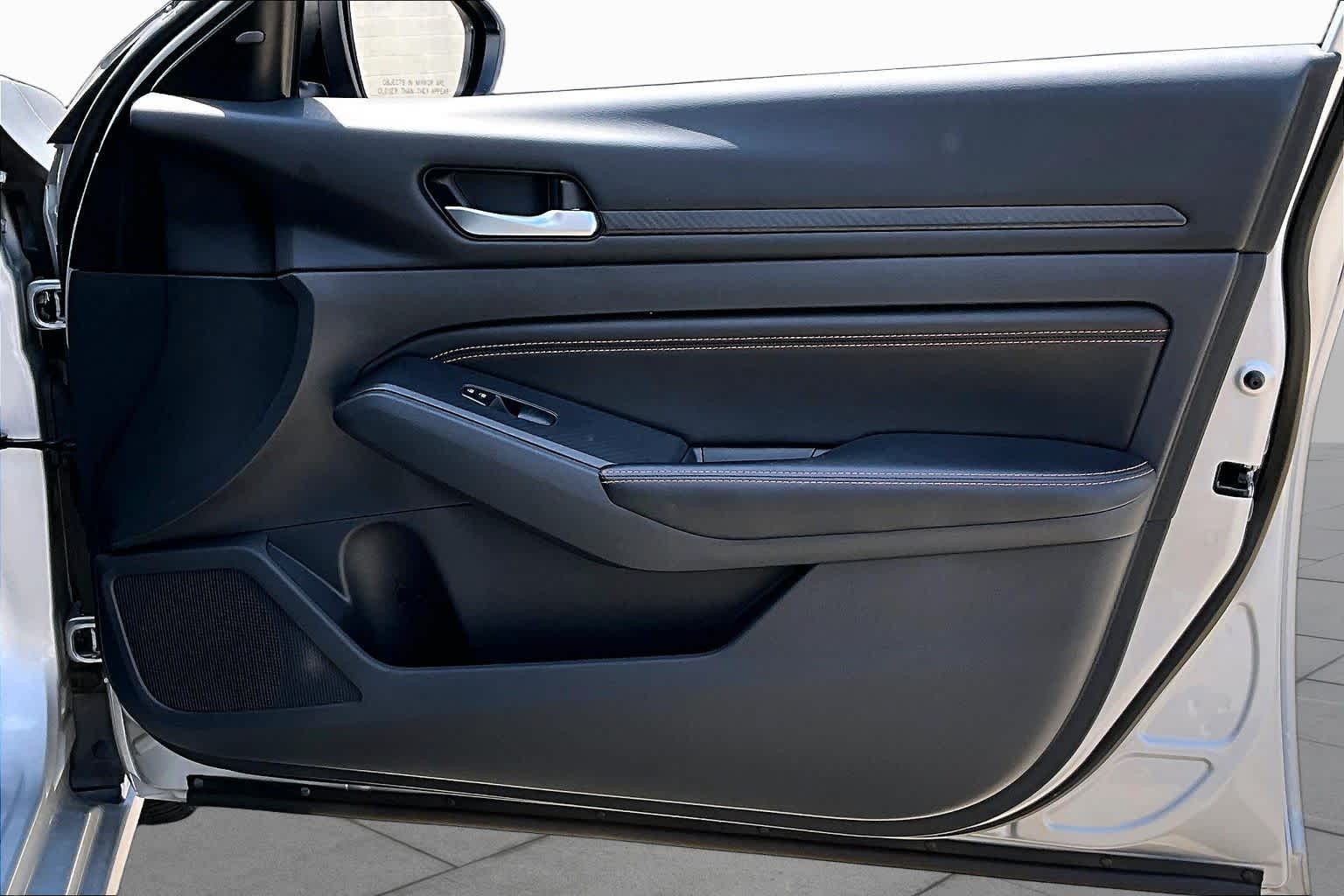 2022 Nissan Altima 2.5 SR Brilliant Silver Metallic at Davis Chevrolet