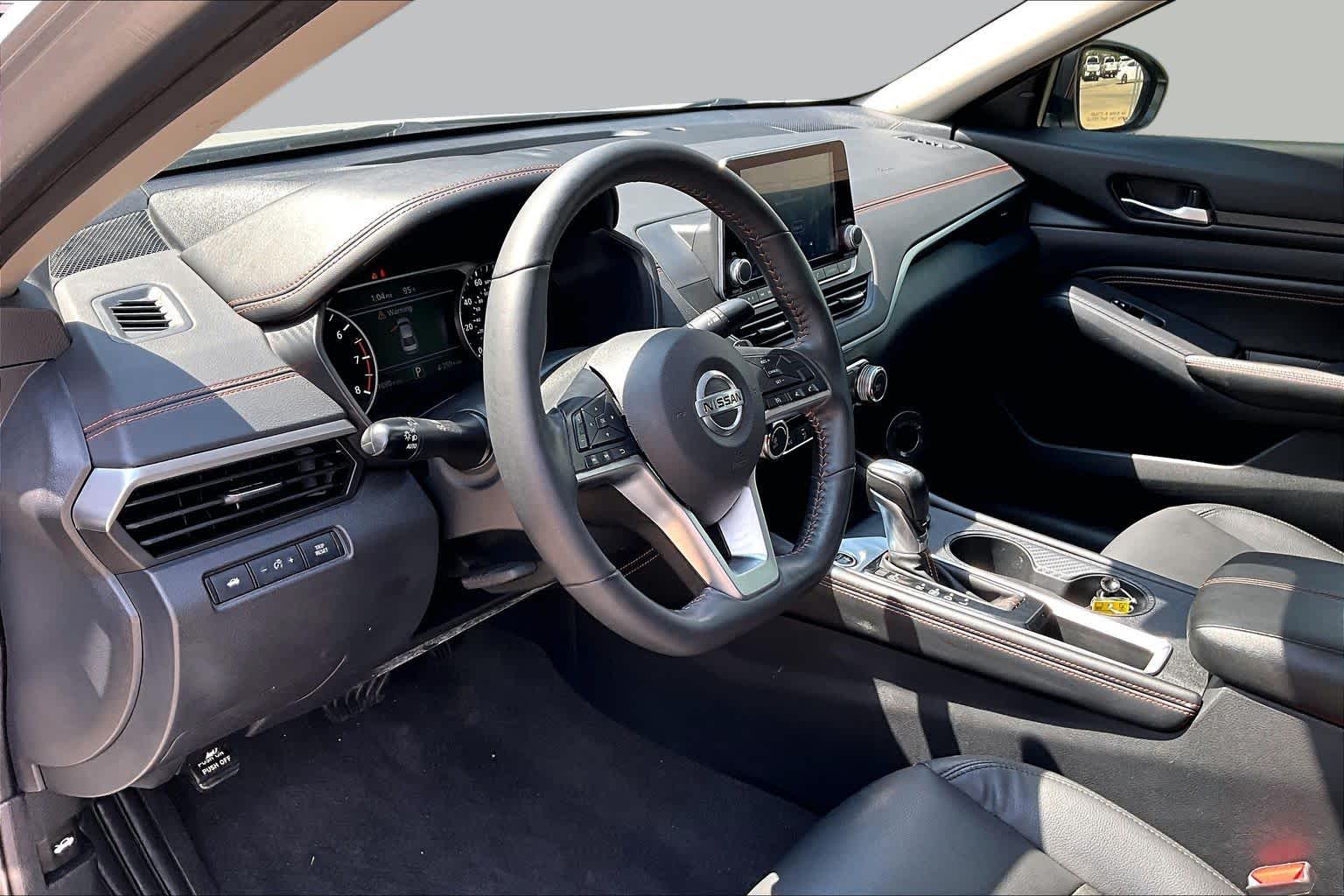 2022 Nissan Altima 2.5 SR Brilliant Silver Metallic at Davis Chevrolet