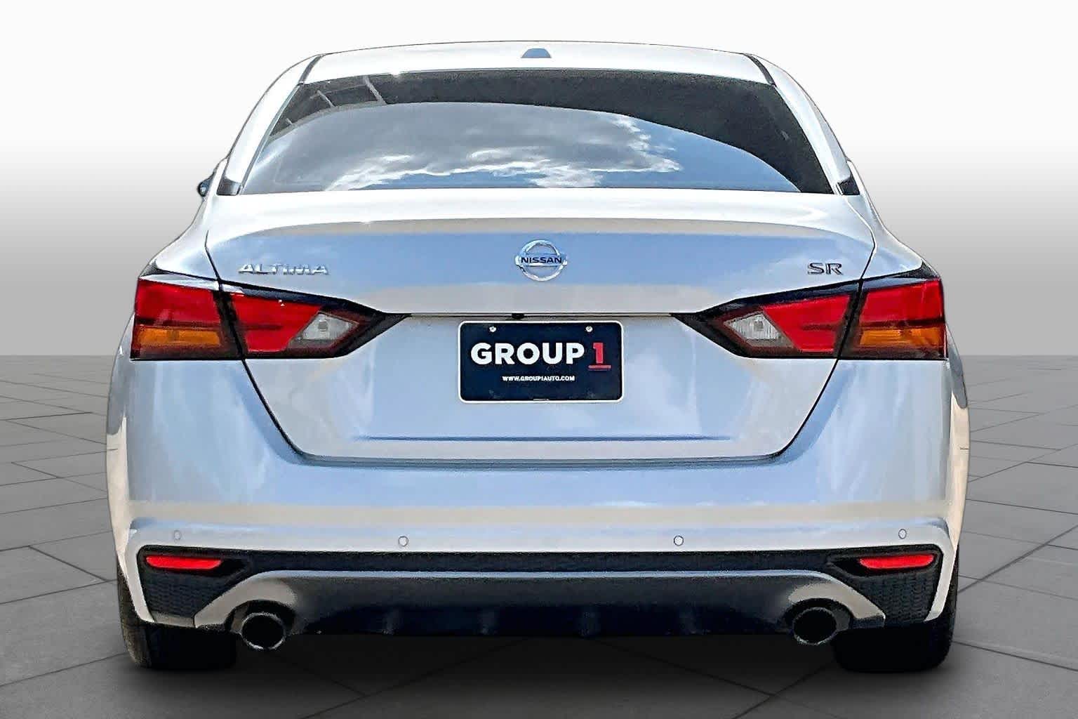 2022 Nissan Altima 2.5 SR Brilliant Silver Metallic at Davis Chevrolet