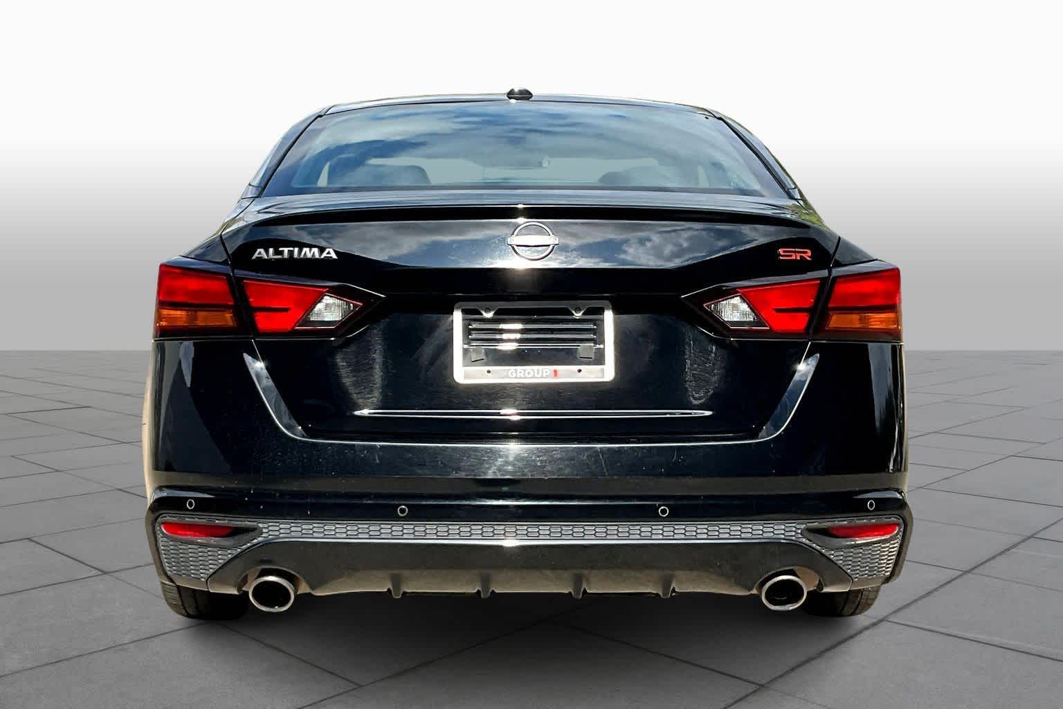 2023 Nissan Altima 2.5 SR Super Black at Friendly Ford Crosby