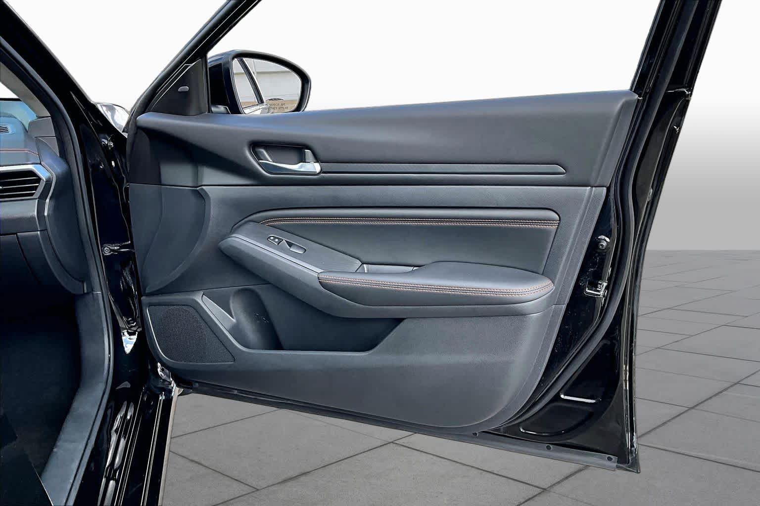 2021 Nissan Altima 2.5 SR Super Black at Honda of Clear Lake