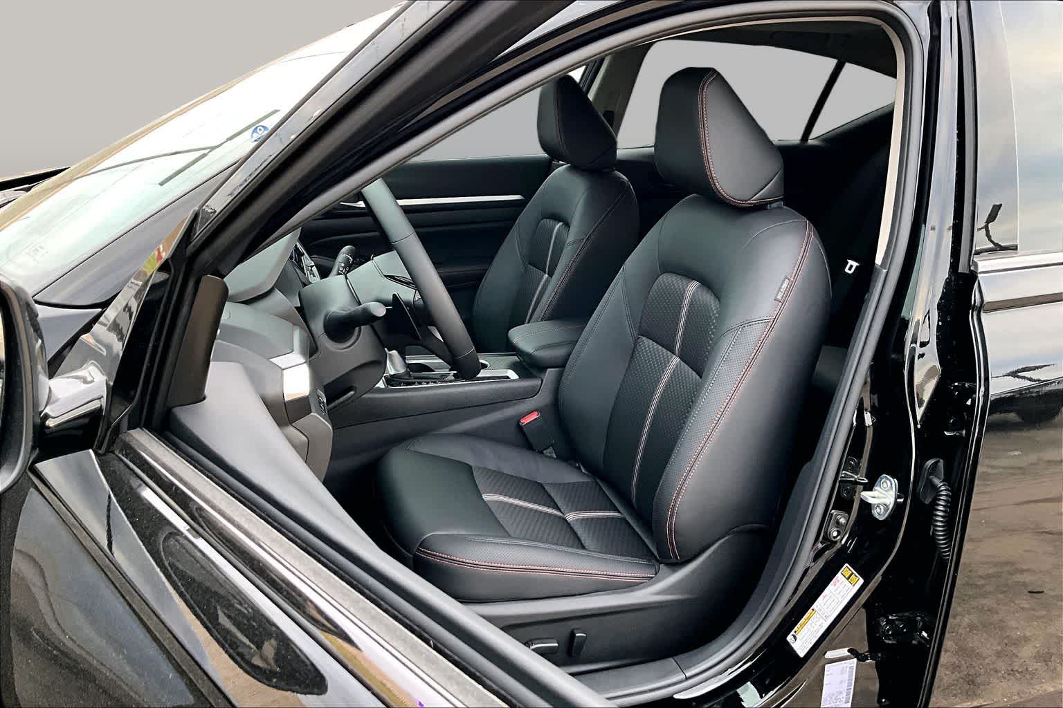 2026 Nissan Altima photo 18 of 22