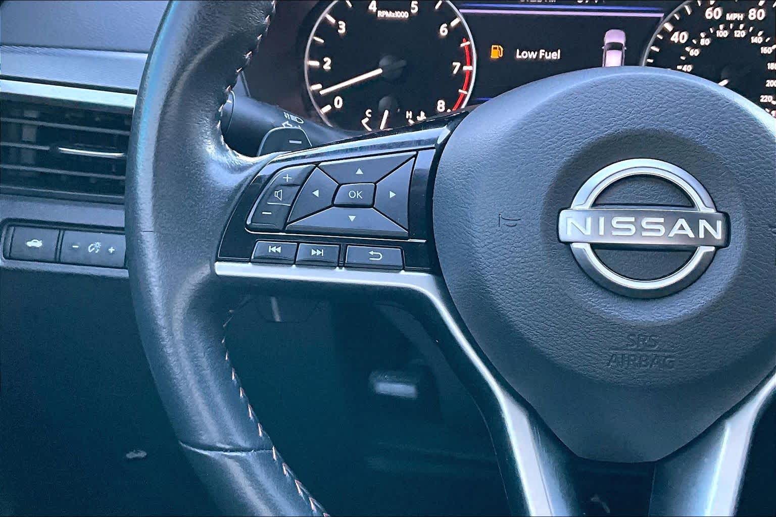 2024 Nissan Altima photo 23 of 32