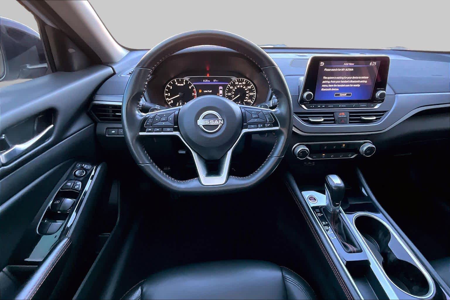 2024 Nissan Altima photo 6 of 32