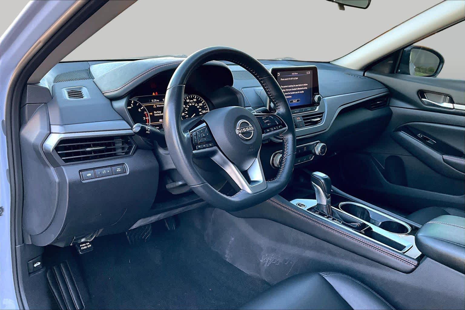 2024 Nissan Altima photo 17 of 32