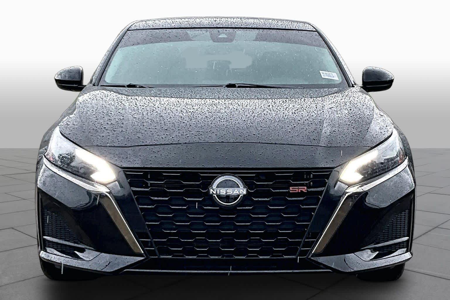 2025 Nissan Altima SR Super Black at Friendly Ford Crosby