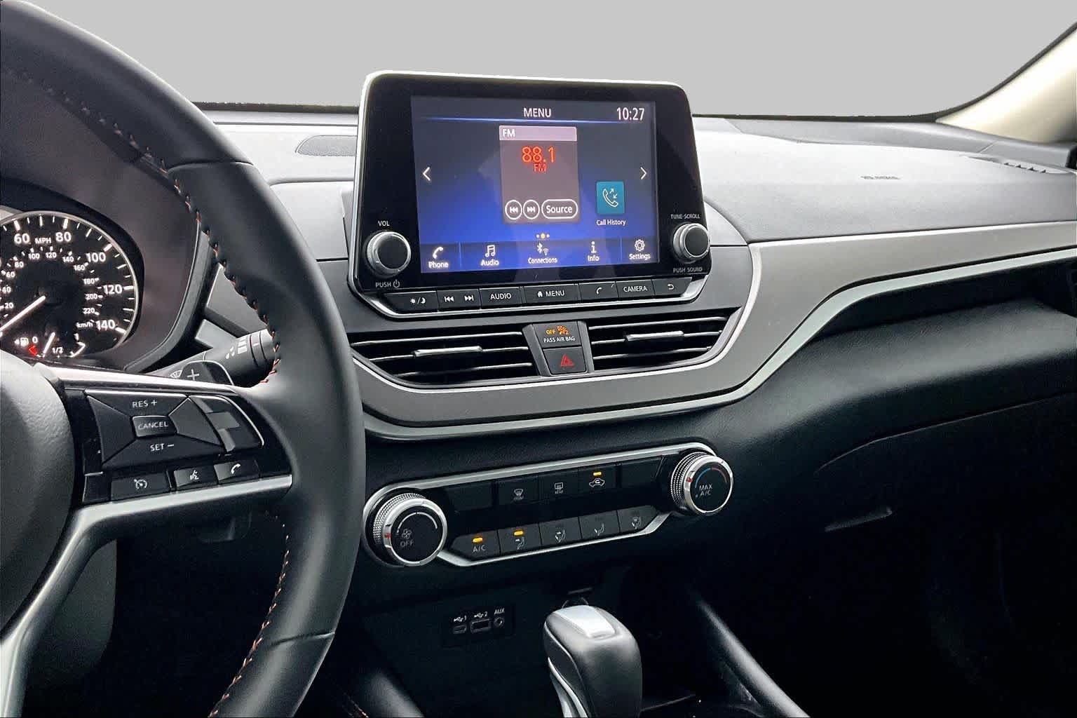2025 Nissan Altima SR Super Black at Friendly Ford Crosby