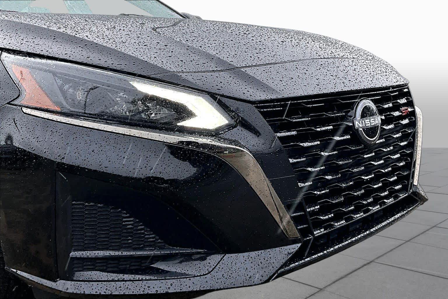 2025 Nissan Altima SR Super Black at Friendly Ford Crosby