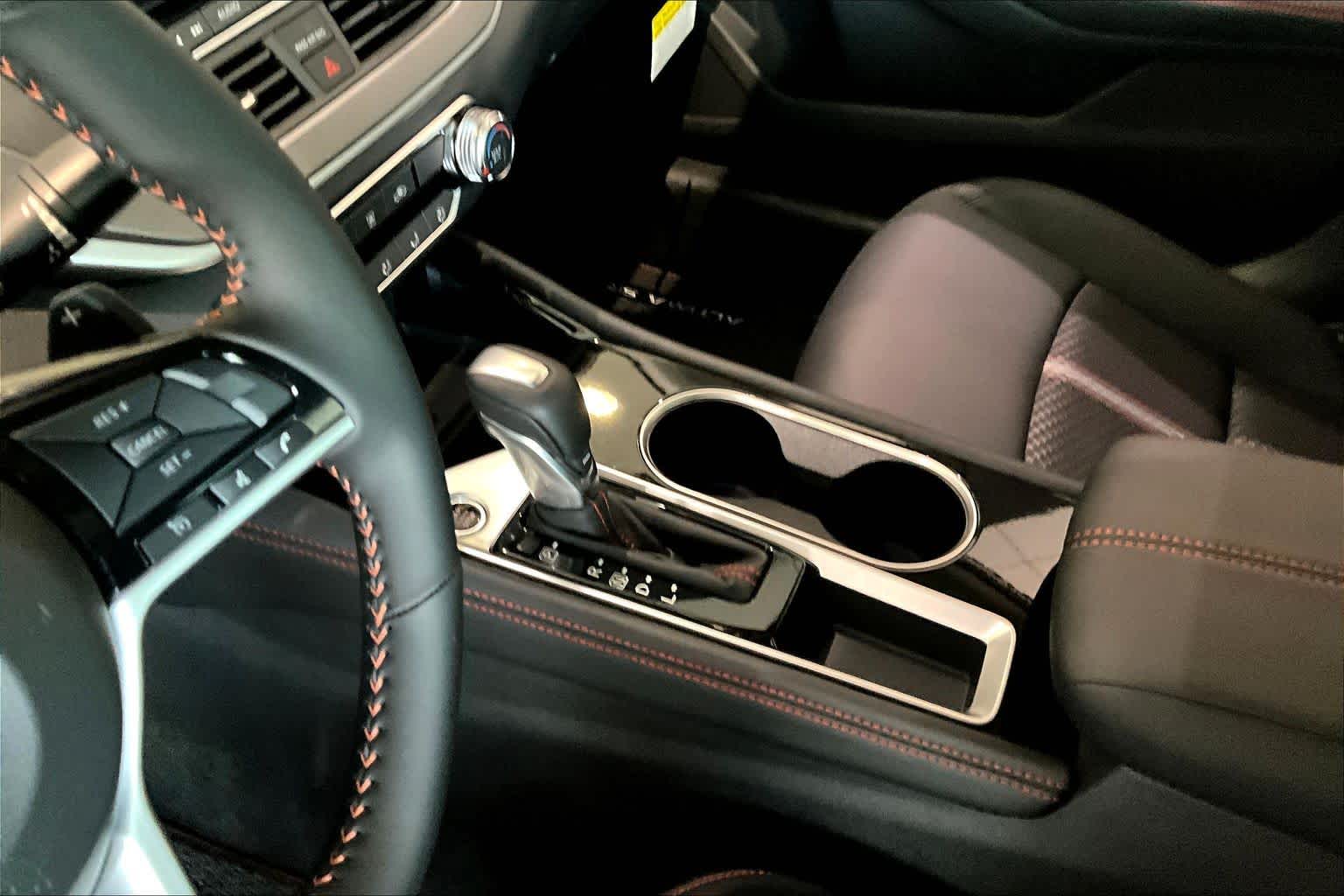 2025 Nissan Altima SR Gray Sky Pearl at Honda of Clear Lake