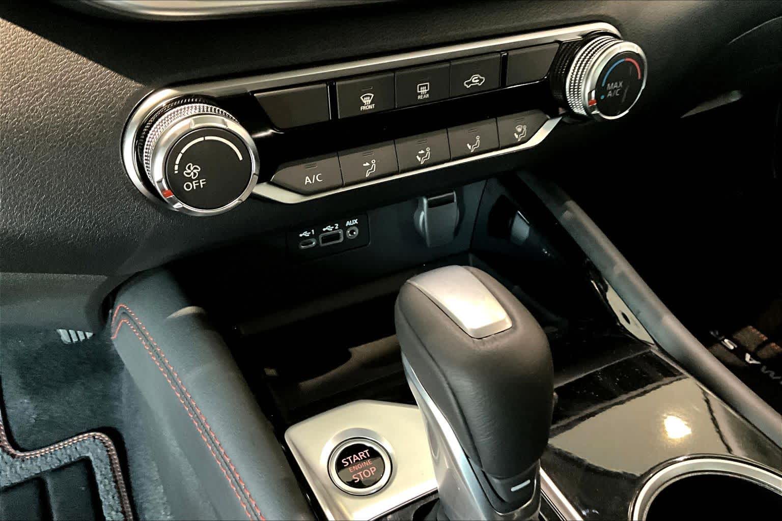 2025 Nissan Altima SR Gray Sky Pearl at Honda of Clear Lake