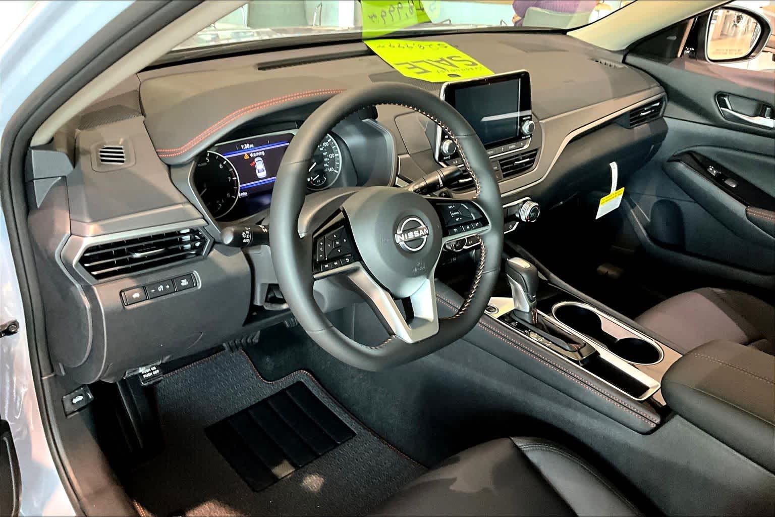 2025 Nissan Altima SR Gray Sky Pearl at Honda of Clear Lake