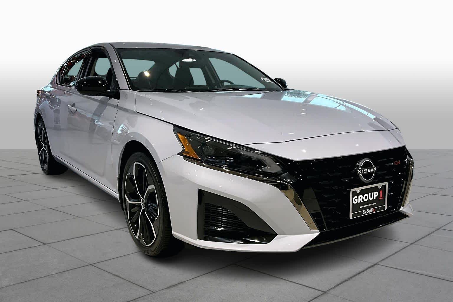 2025 Nissan Altima SR Gray Sky Pearl at AutoNation Chevrolet Gulf Fwy