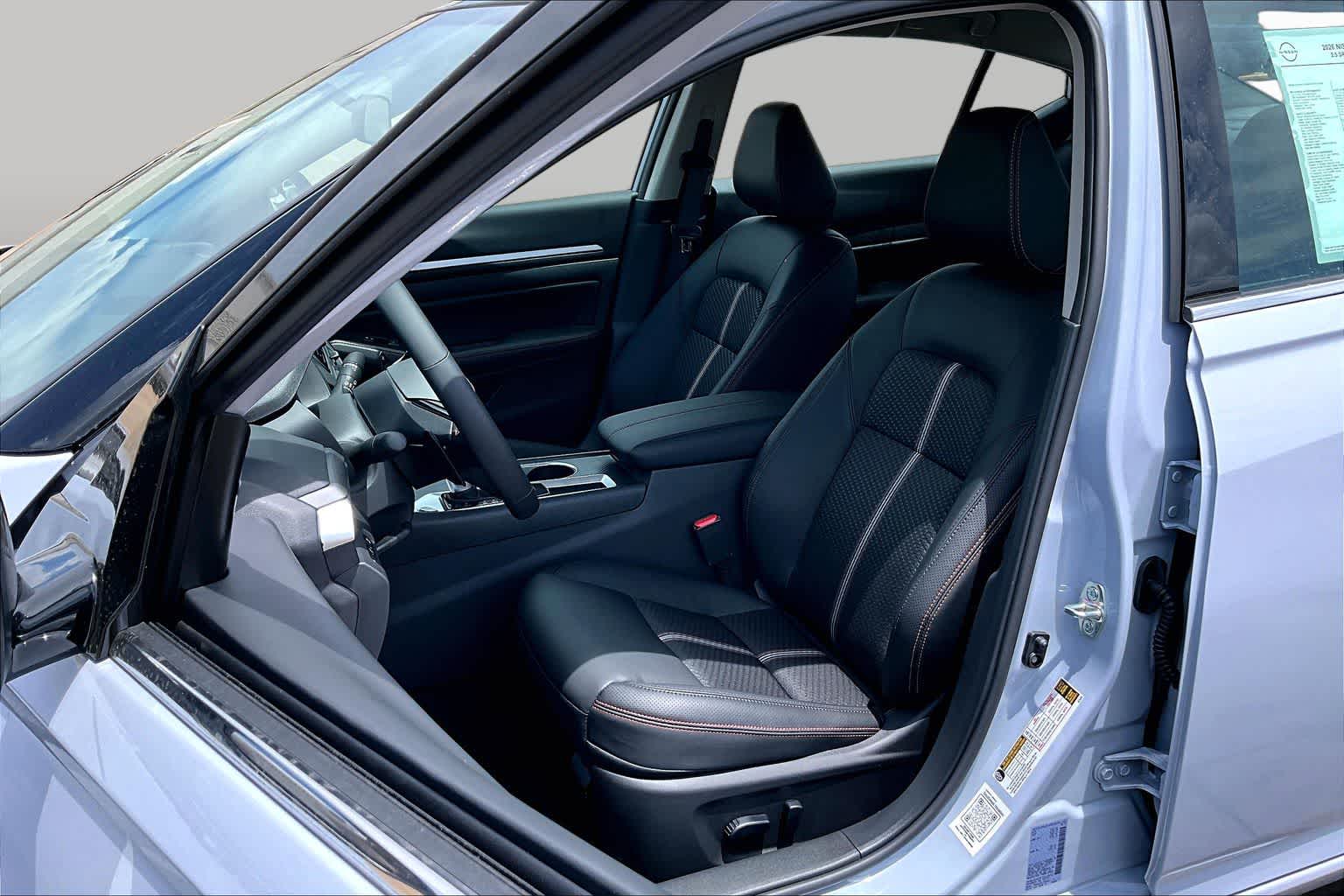 2026 Nissan Altima SR Gray Sky Pearl/Super Black at Sterling McCall Nissan