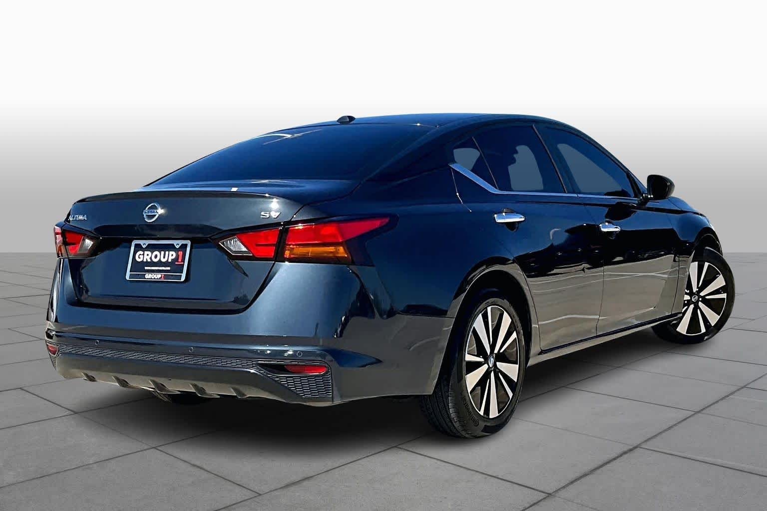 2022 Nissan Altima 2.5 SV Storm Blue Metallic at Honda of Clear Lake