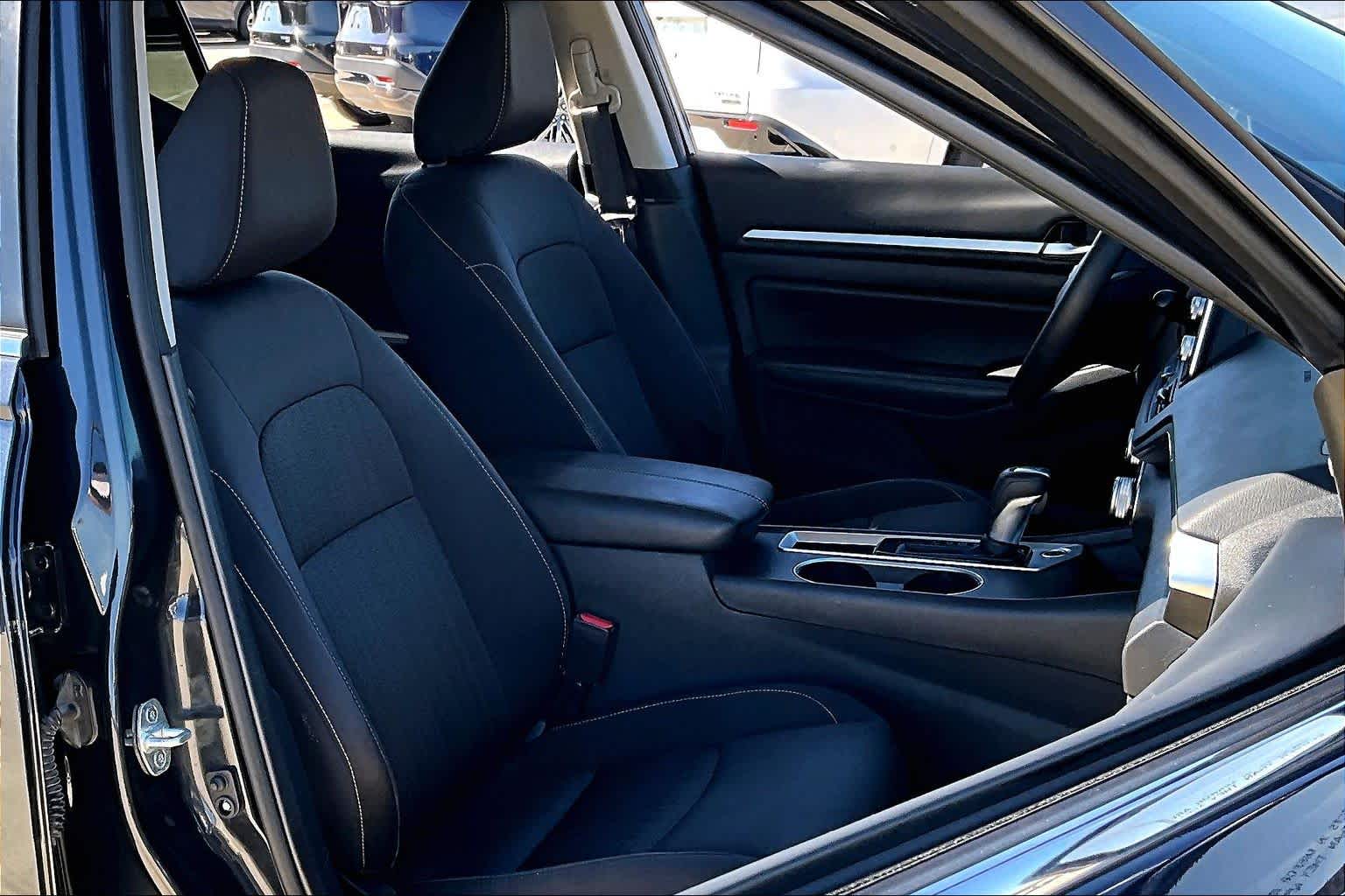2022 Nissan Altima 2.5 SV Storm Blue Metallic at Honda of Clear Lake