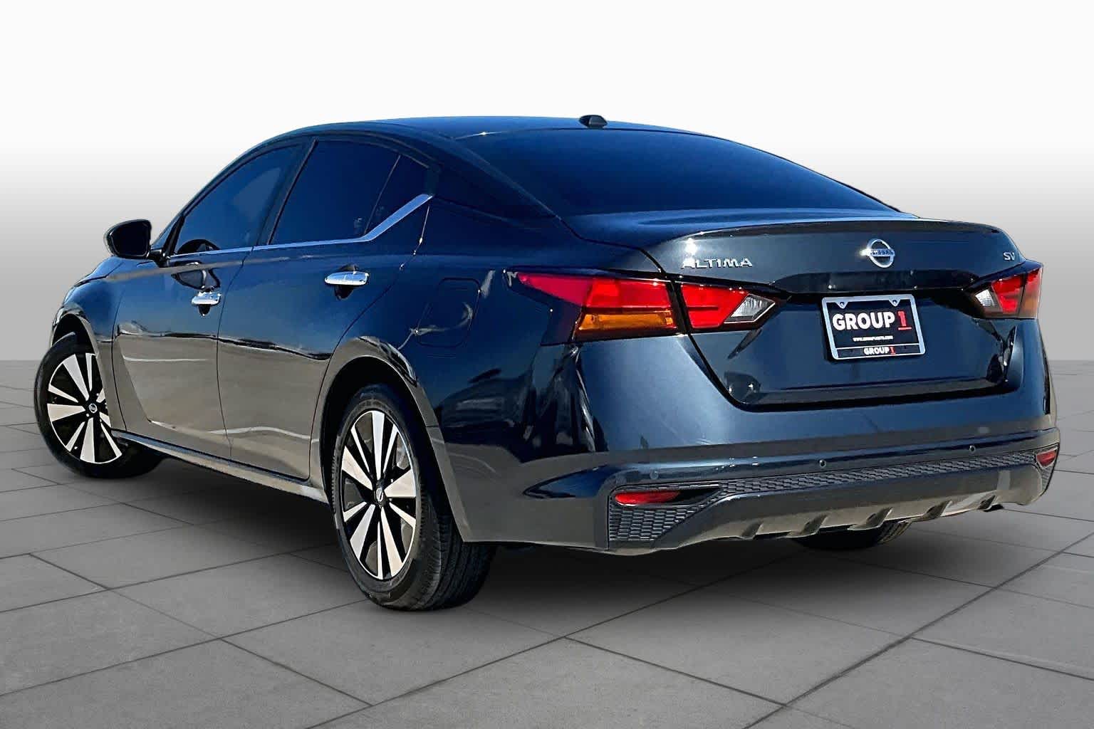 2022 Nissan Altima 2.5 SV Storm Blue Metallic at Honda of Clear Lake