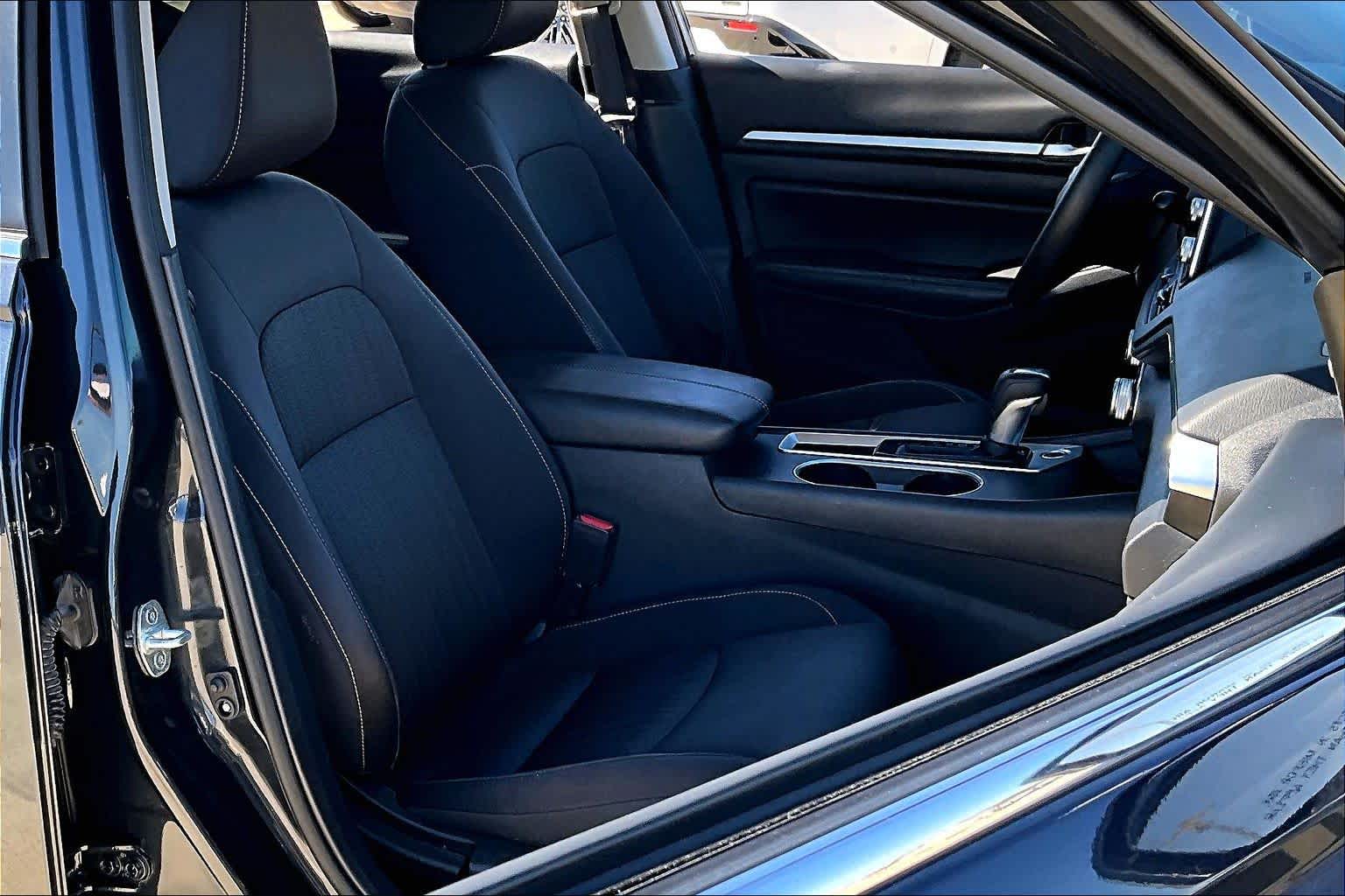 2022 Nissan Altima 2.5 SV Storm Blue Metallic at Honda of Clear Lake