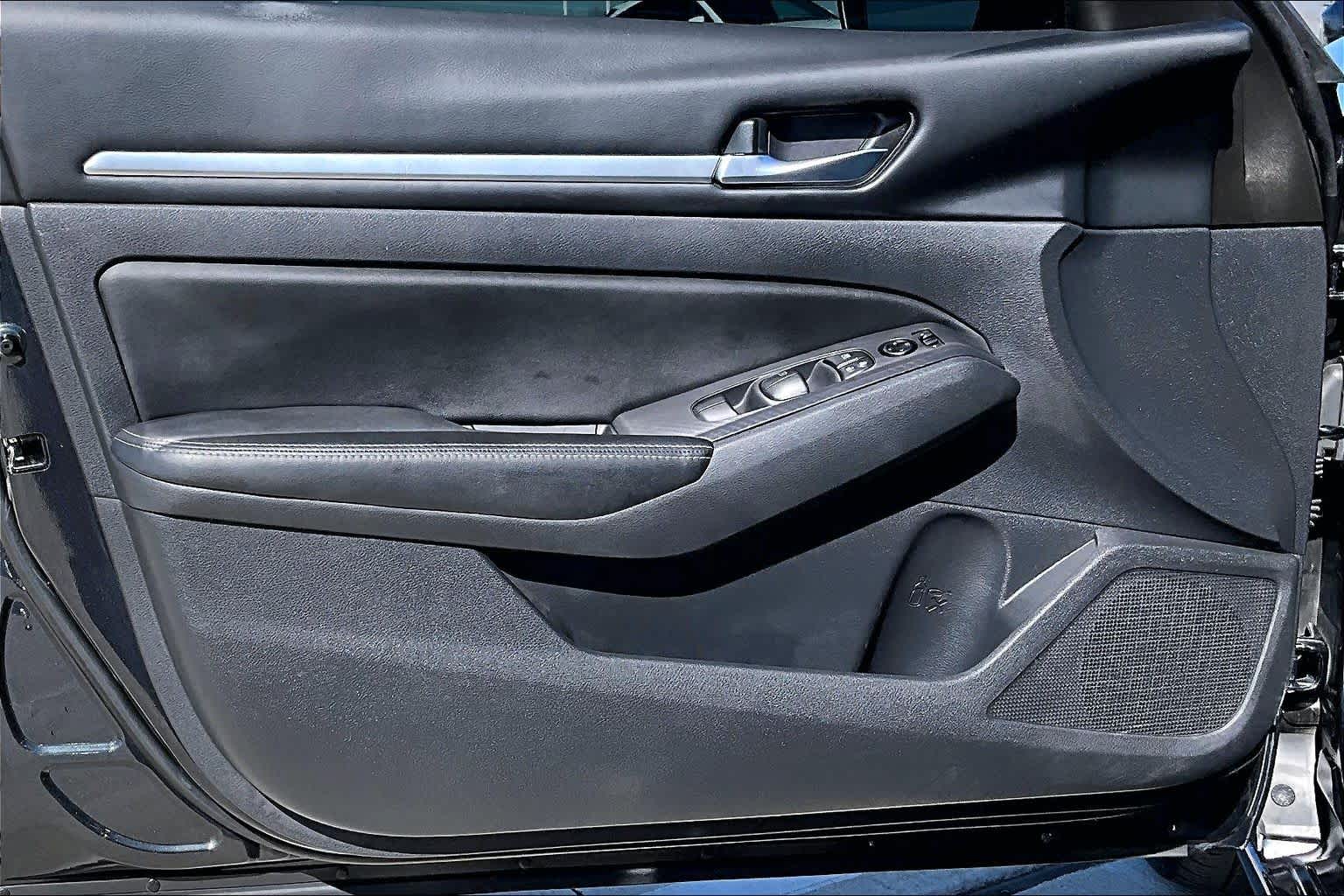 2022 Nissan Altima 2.5 SV Storm Blue Metallic at Honda of Clear Lake
