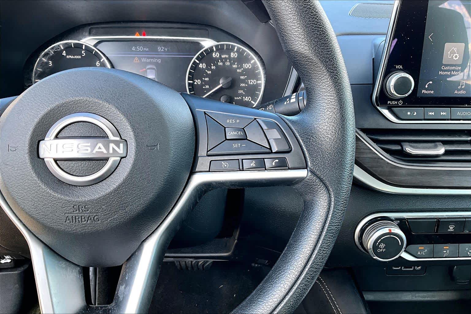 2023 Nissan Altima photo 25 of 37