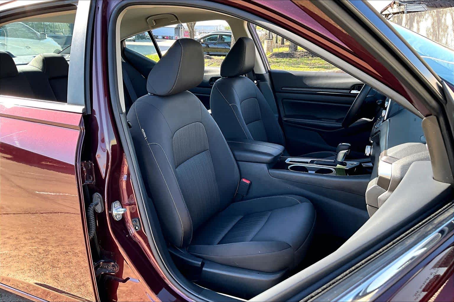 2024 Nissan Altima 2.5 SV - 8