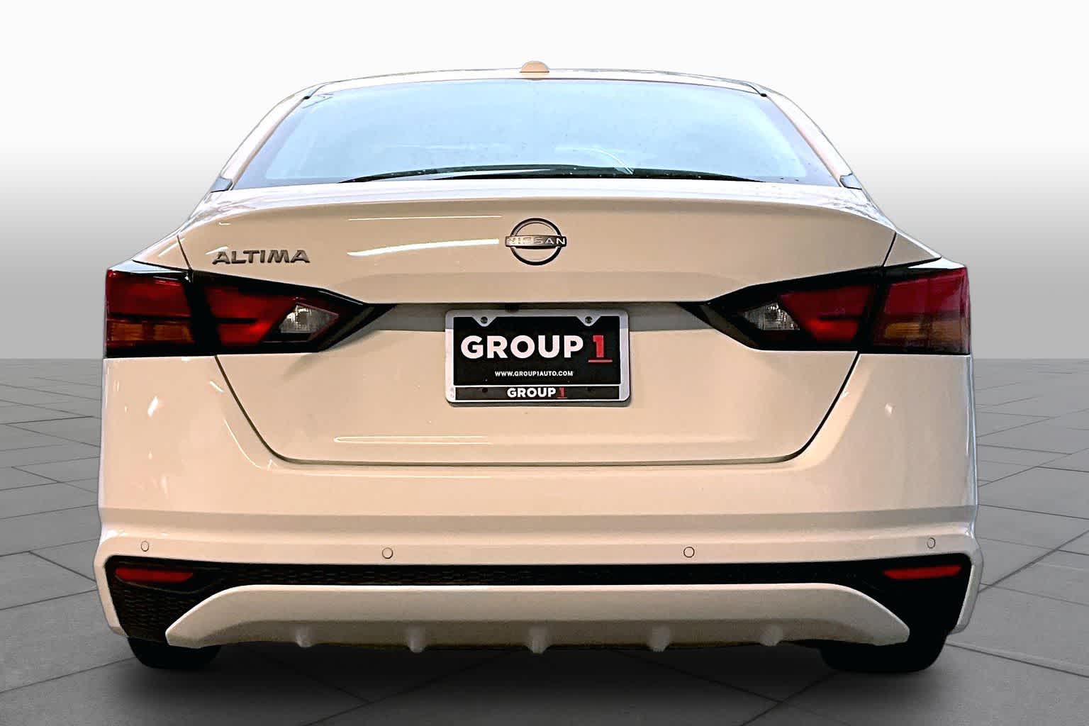 2025 Nissan Altima SV - 4